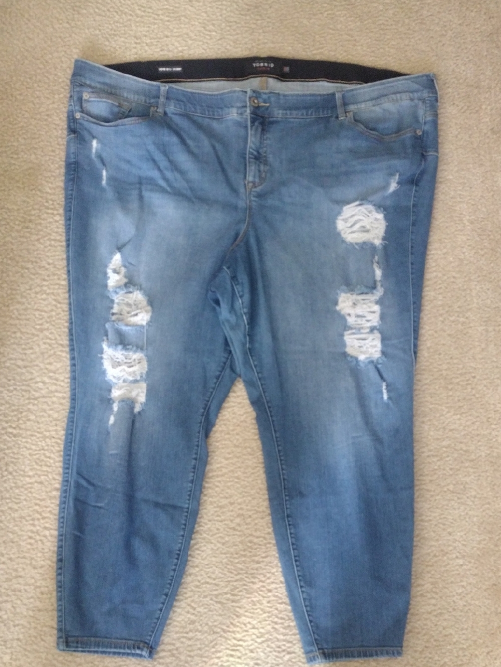 torrid Light Blue Distressed Plus Size Skinny Leg Denim 30R